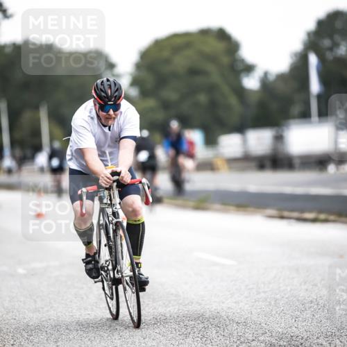 16.08.2026 - KN Förde Triathlon 2026 H.Heesch http://msf.ph/oto/9977409 16.08.2026 11:21:51 Radfahren 372, 391, 438 meine-sportfotos.de