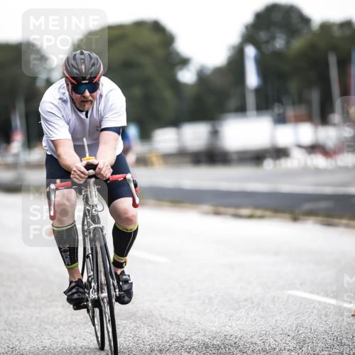 16.08.2026 - KN Förde Triathlon 2026 H.Heesch http://msf.ph/oto/9977422 16.08.2026 11:21:51 Radfahren 372, 391, 438 meine-sportfotos.de