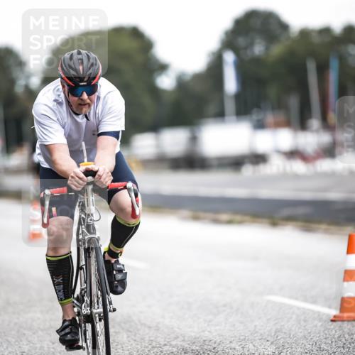 16.08.2026 - KN Förde Triathlon 2026 H.Heesch http://msf.ph/oto/9977426 16.08.2026 11:21:52 Radfahren 372, 391, 438 meine-sportfotos.de