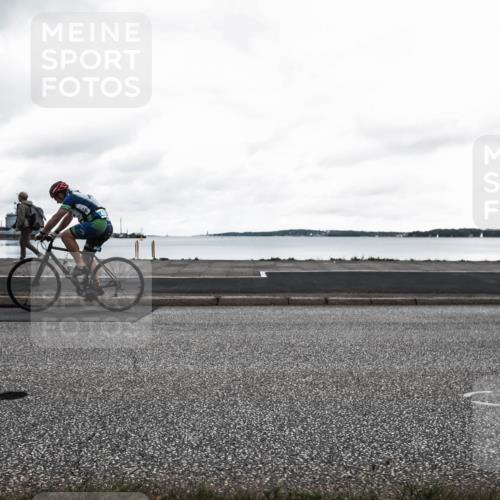 16.08.2026 - KN Förde Triathlon 2026 H.Heesch http://msf.ph/oto/9977427 16.08.2026 11:45:22 Radfahren 370, 375 meine-sportfotos.de