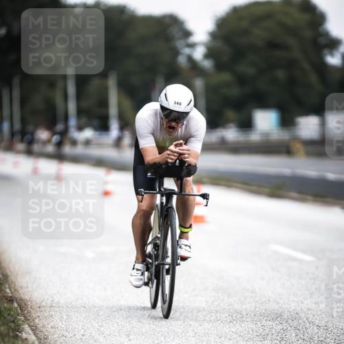 16.08.2026 - KN Förde Triathlon 2026 H.Heesch http://msf.ph/oto/9977487 16.08.2026 11:22:02 Radfahren 340, 376, 393, 401 meine-sportfotos.de