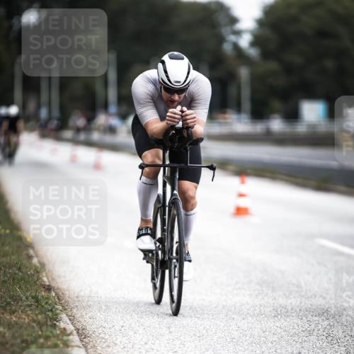 16.08.2026 - KN Förde Triathlon 2026 H.Heesch http://msf.ph/oto/9977530 16.08.2026 11:22:10 Radfahren 321 meine-sportfotos.de