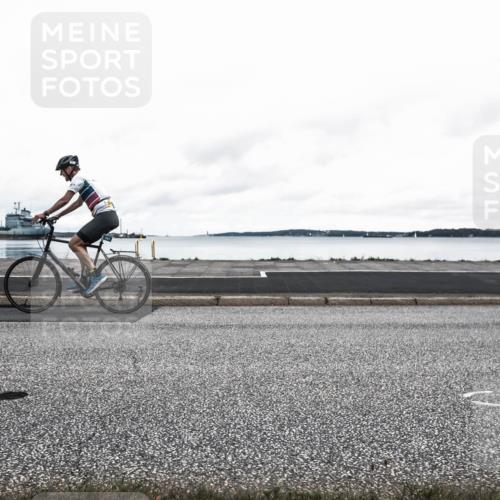 16.08.2026 - KN Förde Triathlon 2026 H.Heesch http://msf.ph/oto/9977531 16.08.2026 11:51:20 Radfahren 425 meine-sportfotos.de