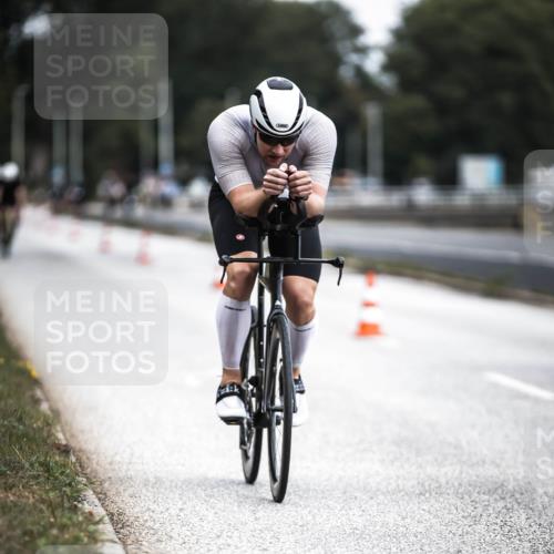 16.08.2026 - KN Förde Triathlon 2026 H.Heesch http://msf.ph/oto/9977532 16.08.2026 11:22:10 Radfahren 321 meine-sportfotos.de