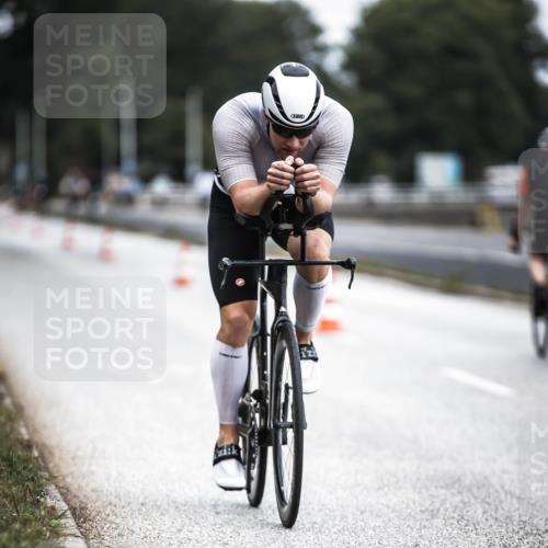 16.08.2026 - KN Förde Triathlon 2026 H.Heesch http://msf.ph/oto/9977538 16.08.2026 11:22:10 Radfahren 321 meine-sportfotos.de