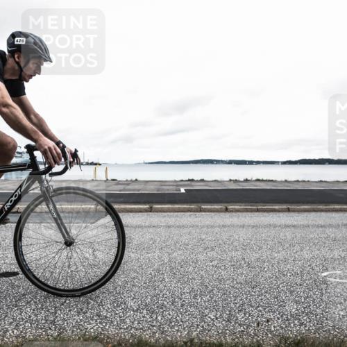 16.08.2026 - KN Förde Triathlon 2026 H.Heesch http://msf.ph/oto/9977541 16.08.2026 11:52:21 Radfahren 396, 426 meine-sportfotos.de