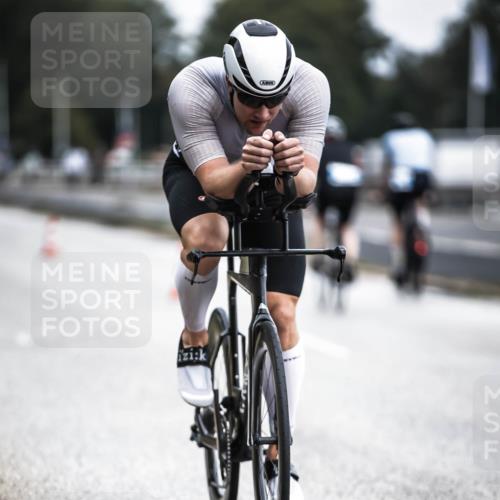 16.08.2026 - KN Förde Triathlon 2026 H.Heesch http://msf.ph/oto/9977552 16.08.2026 11:22:10 Radfahren 321 meine-sportfotos.de