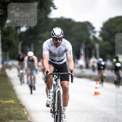 16.08.2026 - KN Förde Triathlon 2026 H.Heesch http://msf.ph/oto/9977608 16.08.2026 11:22:28 Radfahren 307, 315, 325, 368, 369, 389, 409, 415 meine-sportfotos.de