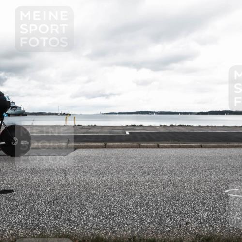 16.08.2026 - KN Förde Triathlon 2026 H.Heesch http://msf.ph/oto/9977643 16.08.2026 12:45:05 Radfahren 512 meine-sportfotos.de