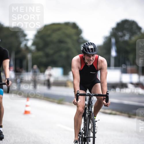 16.08.2026 - KN Förde Triathlon 2026 H.Heesch http://msf.ph/oto/9977671 16.08.2026 11:22:32 Radfahren 307, 315, 325, 336, 368, 369, 389, 415 meine-sportfotos.de