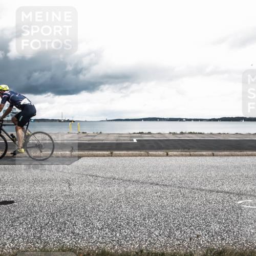 16.08.2026 - KN Förde Triathlon 2026 H.Heesch http://msf.ph/oto/9977756 16.08.2026 12:50:21 Radfahren 548, 558 meine-sportfotos.de