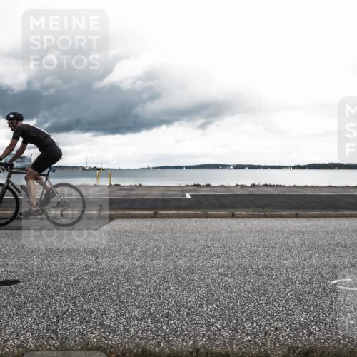 16.08.2026 - KN Förde Triathlon 2026 H.Heesch http://msf.ph/oto/9977801 16.08.2026 12:51:51 Radfahren 362, 510, 550, 552, 557, 574, 703 meine-sportfotos.de