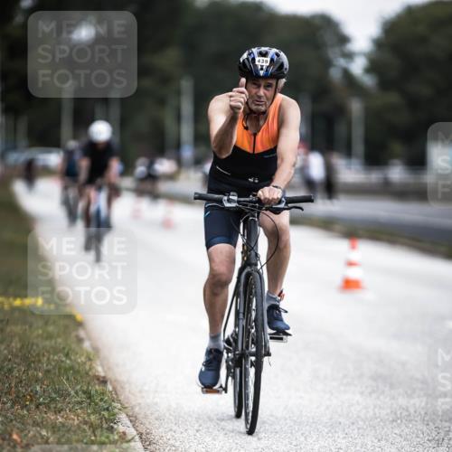 16.08.2026 - KN Förde Triathlon 2026 H.Heesch http://msf.ph/oto/9977838 16.08.2026 11:22:57 Radfahren 327, 388, 439 meine-sportfotos.de