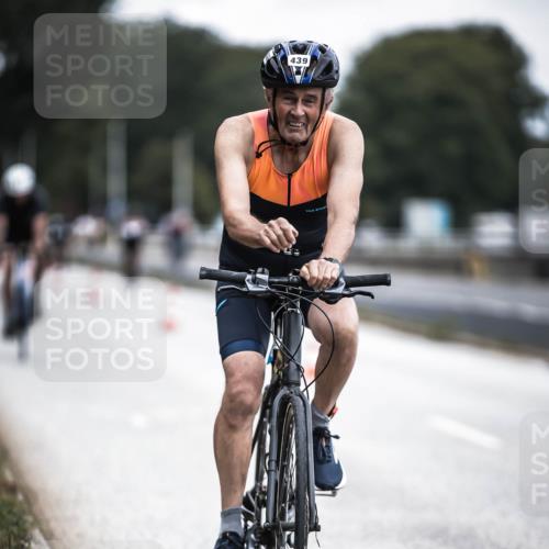 16.08.2026 - KN Förde Triathlon 2026 H.Heesch http://msf.ph/oto/9977858 16.08.2026 11:22:57 Radfahren 327, 388, 439 meine-sportfotos.de