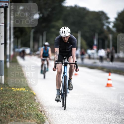 16.08.2026 - KN Förde Triathlon 2026 H.Heesch http://msf.ph/oto/9977875 16.08.2026 11:23:00 Radfahren 357, 388, 439 meine-sportfotos.de