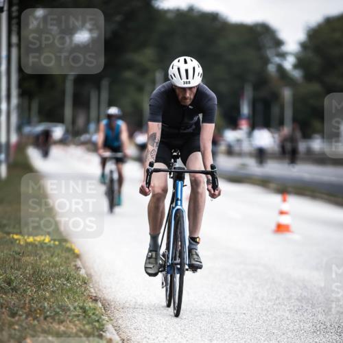 16.08.2026 - KN Förde Triathlon 2026 H.Heesch http://msf.ph/oto/9977885 16.08.2026 11:23:00 Radfahren 357, 388, 439 meine-sportfotos.de