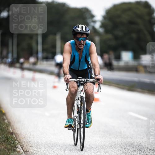 16.08.2026 - KN Förde Triathlon 2026 H.Heesch http://msf.ph/oto/9977899 16.08.2026 11:23:03 Radfahren 357, 388, 399 meine-sportfotos.de