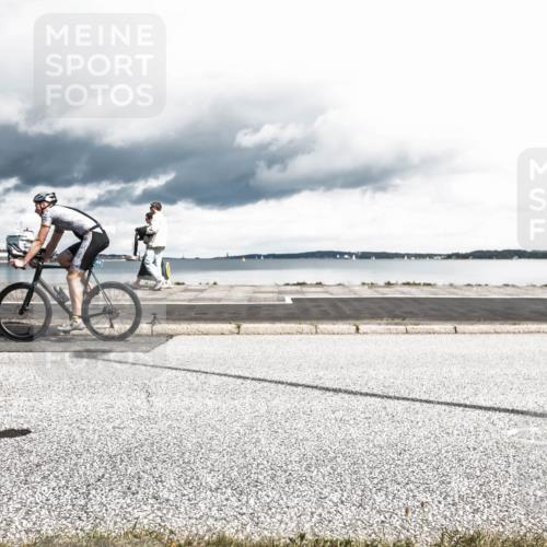 16.08.2026 - KN Förde Triathlon 2026 H.Heesch http://msf.ph/oto/9977942 16.08.2026 12:53:26 Radfahren 556, 569, 588, 719 meine-sportfotos.de