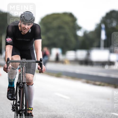 16.08.2026 - KN Förde Triathlon 2026 H.Heesch http://msf.ph/oto/9977955 16.08.2026 11:23:12 Radfahren 309, 386, 398, 403, 411 meine-sportfotos.de