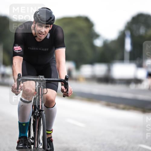 16.08.2026 - KN Förde Triathlon 2026 H.Heesch http://msf.ph/oto/9977961 16.08.2026 11:23:12 Radfahren 309, 386, 398, 403, 411 meine-sportfotos.de
