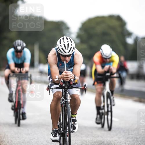 16.08.2026 - KN Förde Triathlon 2026 H.Heesch http://msf.ph/oto/9977981 16.08.2026 11:23:16 Radfahren 386, 398, 403, 411, 430 meine-sportfotos.de
