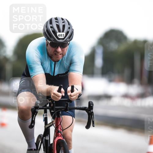 16.08.2026 - KN Förde Triathlon 2026 H.Heesch http://msf.ph/oto/9977999 16.08.2026 11:23:17 Radfahren 386, 403, 411, 430 meine-sportfotos.de