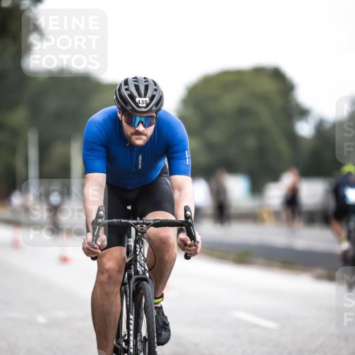16.08.2026 - KN Förde Triathlon 2026 H.Heesch http://msf.ph/oto/9978009 16.08.2026 11:23:21 Radfahren 370, 379, 430 meine-sportfotos.de