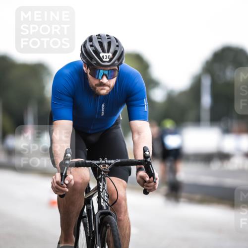 16.08.2026 - KN Förde Triathlon 2026 H.Heesch http://msf.ph/oto/9978020 16.08.2026 11:23:21 Radfahren 370, 379, 430 meine-sportfotos.de