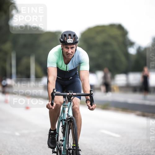 16.08.2026 - KN Förde Triathlon 2026 H.Heesch http://msf.ph/oto/9978034 16.08.2026 11:23:24 Radfahren 316, 370, 379, 395, 430 meine-sportfotos.de