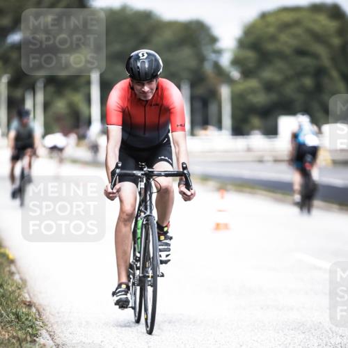 16.08.2026 - KN Förde Triathlon 2026 H.Heesch http://msf.ph/oto/9978062 16.08.2026 11:30:37 Radfahren 425, 428, 430, 438 meine-sportfotos.de