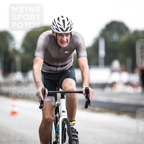 16.08.2026 - KN Förde Triathlon 2026 H.Heesch http://msf.ph/oto/9978077 16.08.2026 11:23:29 Radfahren 316, 370, 395 meine-sportfotos.de