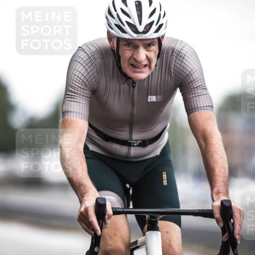 16.08.2026 - KN Förde Triathlon 2026 H.Heesch http://msf.ph/oto/9978094 16.08.2026 11:23:29 Radfahren 316, 370, 395 meine-sportfotos.de