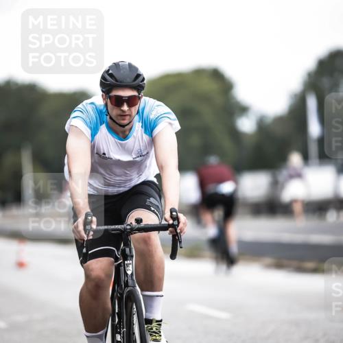 16.08.2026 - KN Förde Triathlon 2026 H.Heesch http://msf.ph/oto/9978113 16.08.2026 11:23:34 Radfahren 320, 364, 410 meine-sportfotos.de