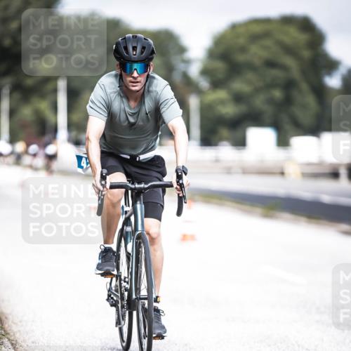 16.08.2026 - KN Förde Triathlon 2026 H.Heesch http://msf.ph/oto/9978122 16.08.2026 11:30:41 Radfahren 386, 411, 425, 428, 430, 438 meine-sportfotos.de
