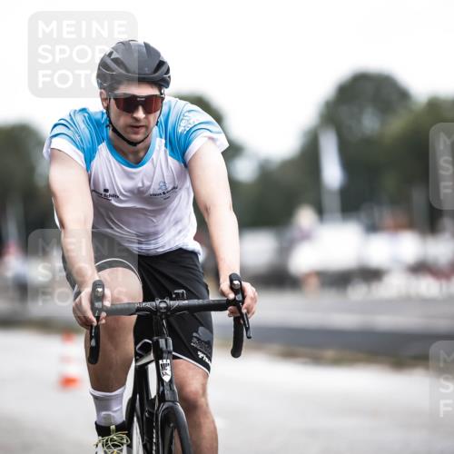 16.08.2026 - KN Förde Triathlon 2026 H.Heesch http://msf.ph/oto/9978123 16.08.2026 11:23:34 Radfahren 320, 364, 410 meine-sportfotos.de