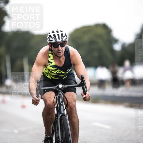 16.08.2026 - KN Förde Triathlon 2026 H.Heesch http://msf.ph/oto/9978133 16.08.2026 11:23:37 Radfahren 320, 364, 410, 421 meine-sportfotos.de