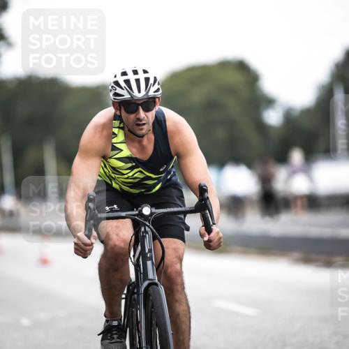16.08.2026 - KN Förde Triathlon 2026 H.Heesch http://msf.ph/oto/9978135 16.08.2026 11:23:37 Radfahren 320, 364, 410, 421 meine-sportfotos.de