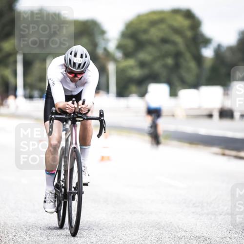 16.08.2026 - KN Förde Triathlon 2026 H.Heesch http://msf.ph/oto/9978162 16.08.2026 11:30:51 Radfahren 353 meine-sportfotos.de