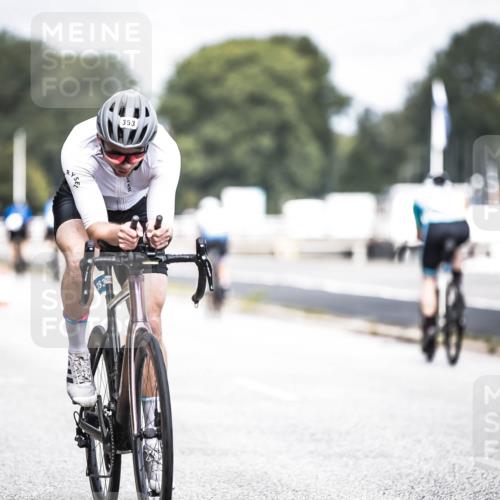 16.08.2026 - KN Förde Triathlon 2026 H.Heesch http://msf.ph/oto/9978170 16.08.2026 11:30:51 Radfahren 353 meine-sportfotos.de