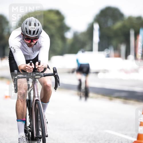 16.08.2026 - KN Förde Triathlon 2026 H.Heesch http://msf.ph/oto/9978180 16.08.2026 11:30:52 Radfahren 353 meine-sportfotos.de