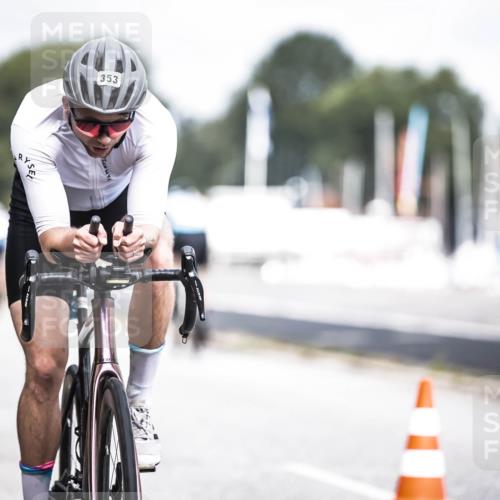 16.08.2026 - KN Förde Triathlon 2026 H.Heesch http://msf.ph/oto/9978186 16.08.2026 11:30:52 Radfahren 353 meine-sportfotos.de