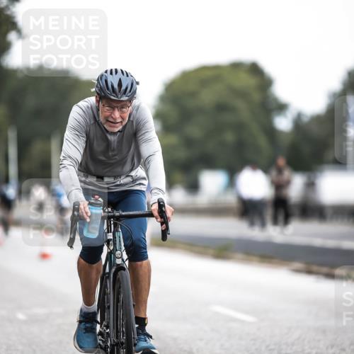 16.08.2026 - KN Förde Triathlon 2026 H.Heesch http://msf.ph/oto/9978189 16.08.2026 11:24:03 Radfahren 308, 330, 350, 394 meine-sportfotos.de
