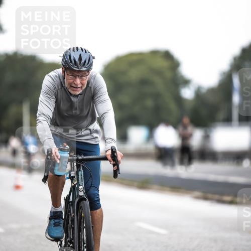 16.08.2026 - KN Förde Triathlon 2026 H.Heesch http://msf.ph/oto/9978193 16.08.2026 11:24:03 Radfahren 308, 330, 350, 394 meine-sportfotos.de