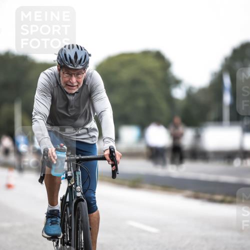 16.08.2026 - KN Förde Triathlon 2026 H.Heesch http://msf.ph/oto/9978195 16.08.2026 11:24:03 Radfahren 308, 330, 350, 394 meine-sportfotos.de