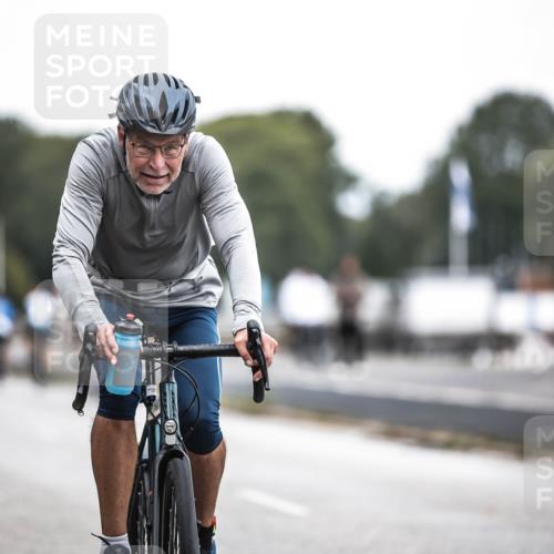16.08.2026 - KN Förde Triathlon 2026 H.Heesch http://msf.ph/oto/9978201 16.08.2026 11:24:03 Radfahren 308, 330, 350, 394 meine-sportfotos.de