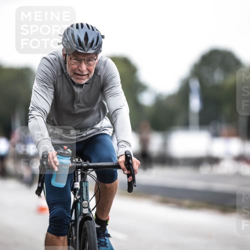 16.08.2026 - KN Förde Triathlon 2026 H.Heesch http://msf.ph/oto/9978207 16.08.2026 11:24:03 Radfahren 308, 330, 350, 394 meine-sportfotos.de