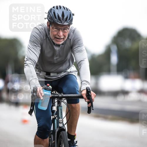 16.08.2026 - KN Förde Triathlon 2026 H.Heesch http://msf.ph/oto/9978211 16.08.2026 11:24:04 Radfahren 308, 330, 350, 394 meine-sportfotos.de