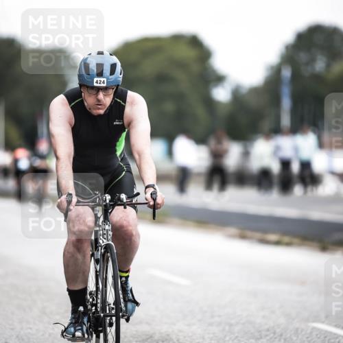16.08.2026 - KN Förde Triathlon 2026 H.Heesch http://msf.ph/oto/9978225 16.08.2026 11:24:26 Radfahren 393, 424 meine-sportfotos.de