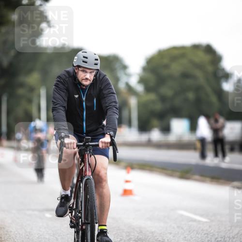 16.08.2026 - KN Förde Triathlon 2026 H.Heesch http://msf.ph/oto/9978251 16.08.2026 11:24:31 Radfahren 393, 401, 436 meine-sportfotos.de