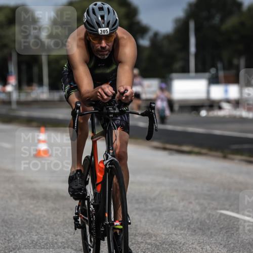 16.08.2026 - KN Förde Triathlon 2026 H.Heesch http://msf.ph/oto/9978287 16.08.2026 11:31:38 Radfahren 338, 377, 395 meine-sportfotos.de